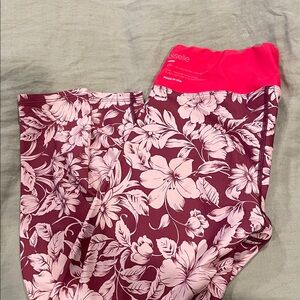 Oiselle floral spandos